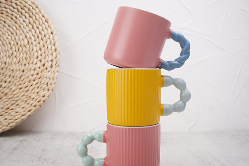 Cup